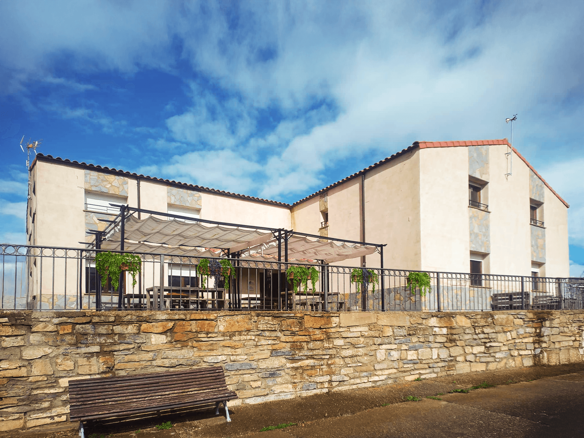 Exterior del Albergue